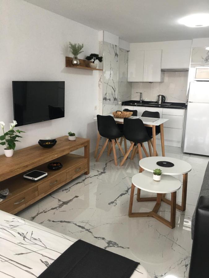 Apartamento de lujo Playa de las Américas Appartamento Esterno foto